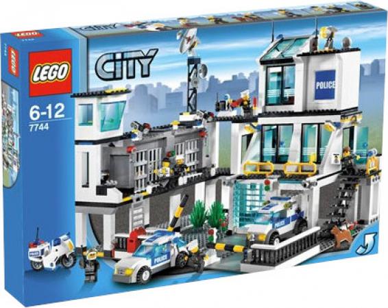 Ambitieus afstuderen boete Bouwsteenwinkel LEGO Verhuur Nederland | LEGO City Police Headquarters -  7744 - verhuur