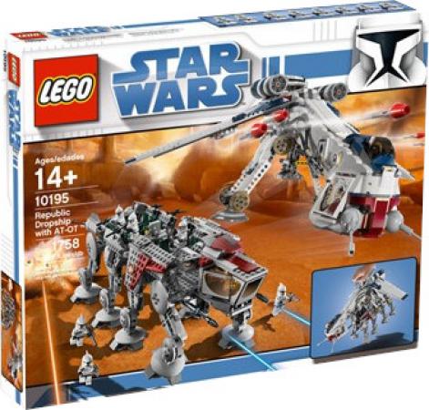 Lego 10195 on sale