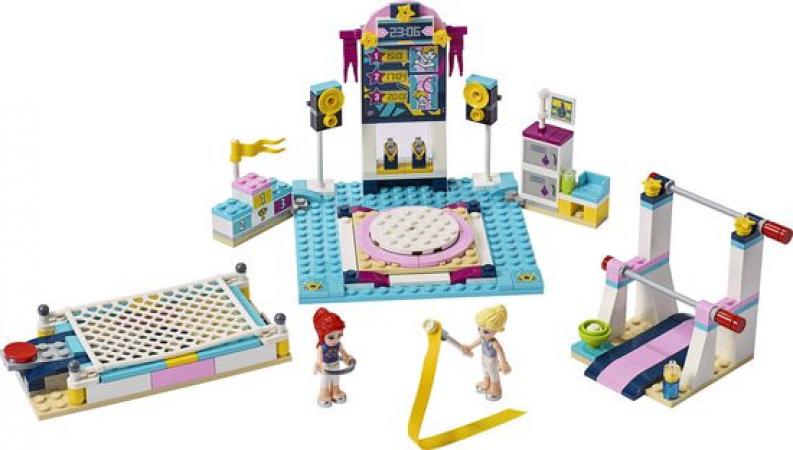LEGO Friends Stephanies Turnshow