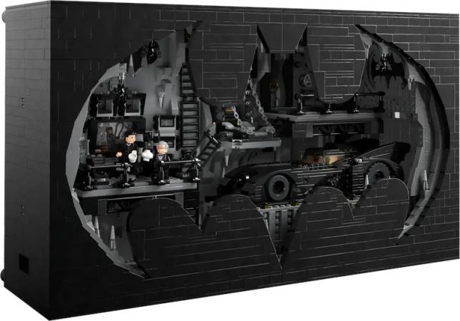 LEGO Super Heroes Batcave - shadowbox