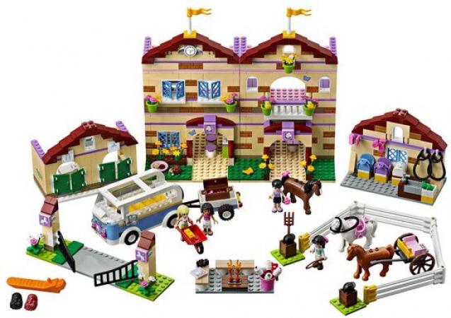 LEGO Friends Paardenkamp