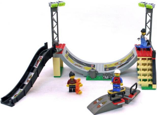 LEGO Islands Xtreme stunts Skateboard Challenge