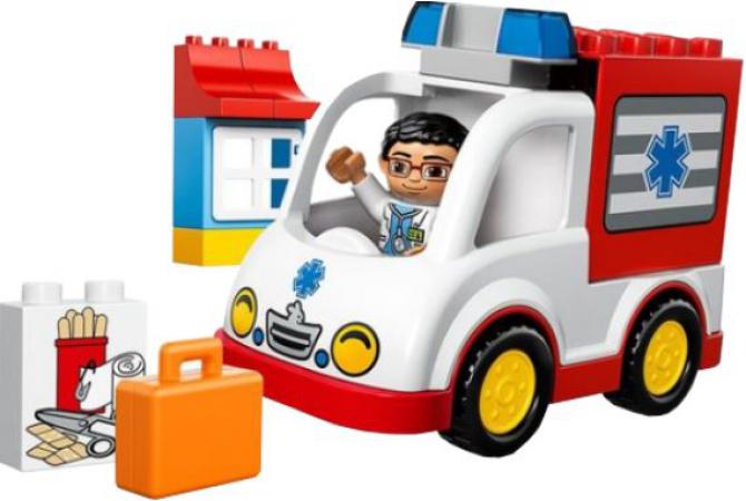 LEGO DUPLO Ambulance