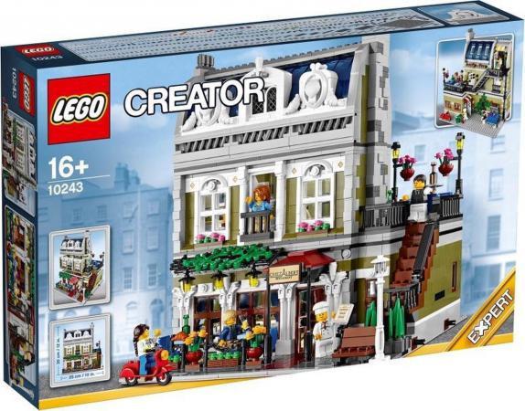 LEGO Icons Parisian Restaurant